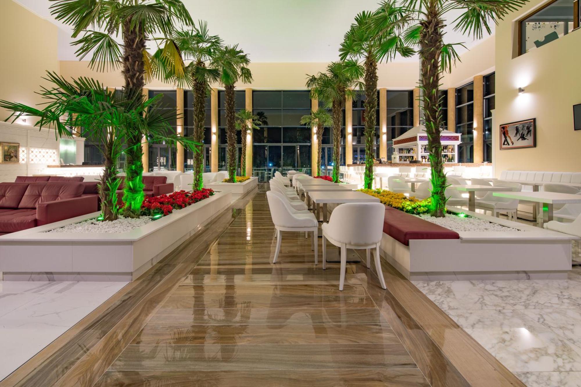 Hotel Perla Beach Club Primorsko Luaran gambar
