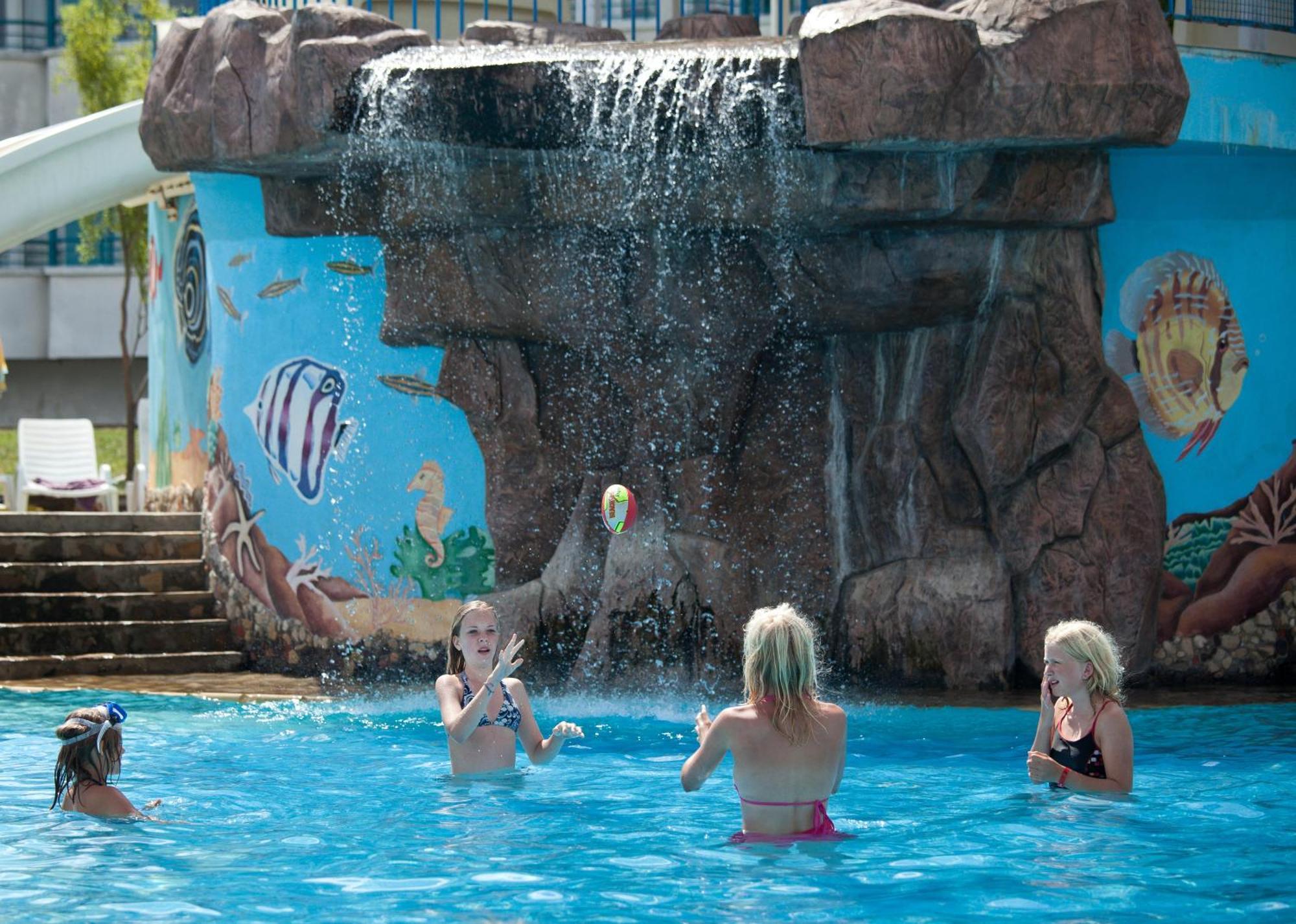 Hotel Perla Beach Club Primorsko Luaran gambar