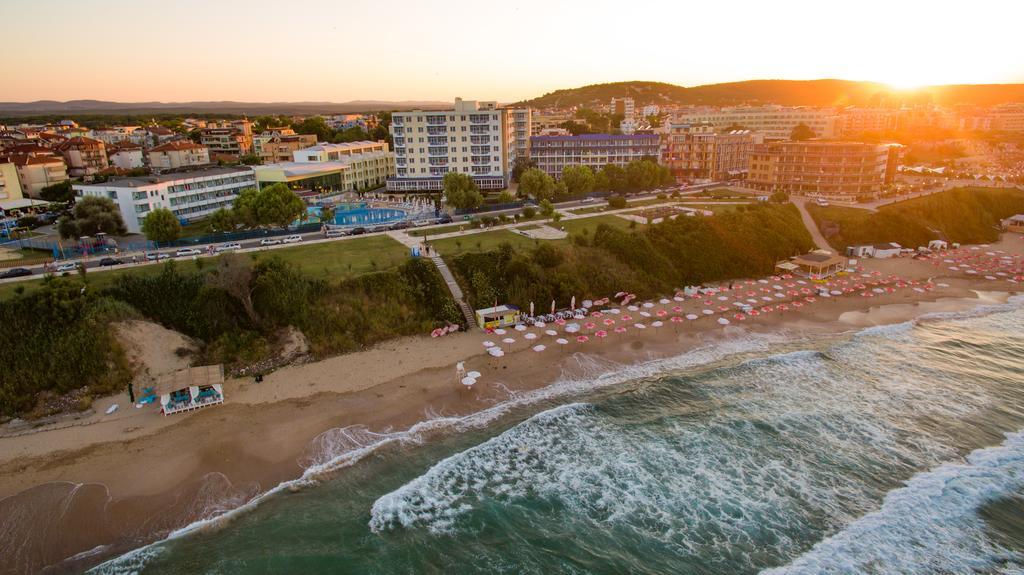 Hotel Perla Beach Club Primorsko Luaran gambar