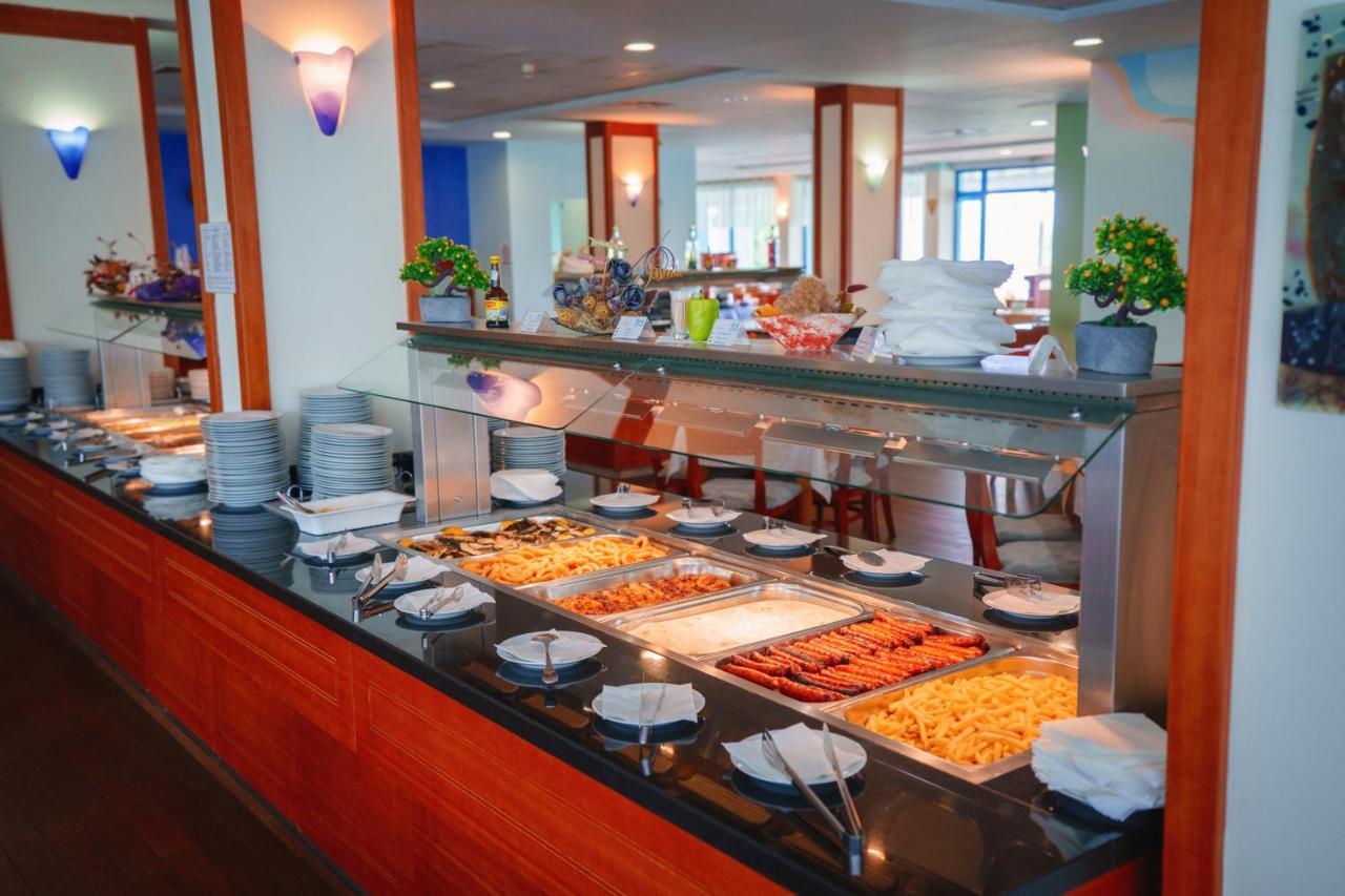 Hotel Perla Beach Club Primorsko Luaran gambar