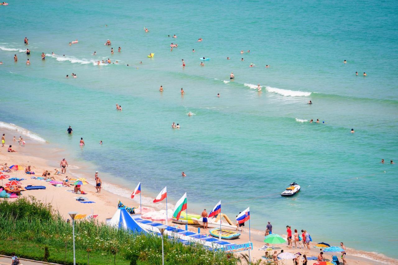 Hotel Perla Beach Club Primorsko Luaran gambar