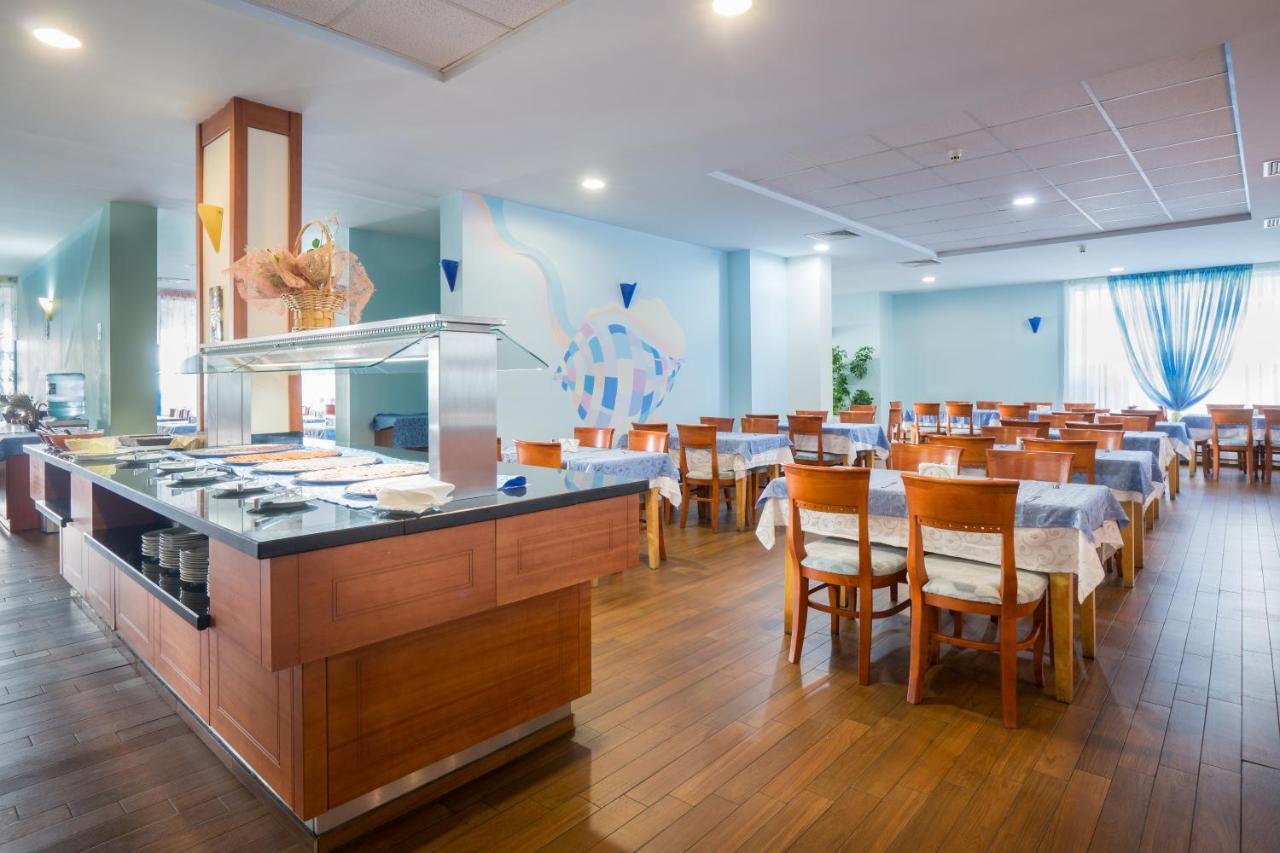 Hotel Perla Beach Club Primorsko Luaran gambar