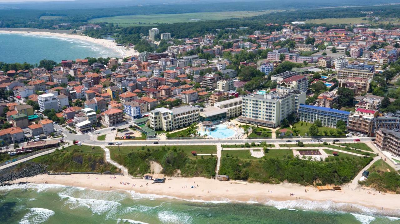 Hotel Perla Beach Club Primorsko Luaran gambar